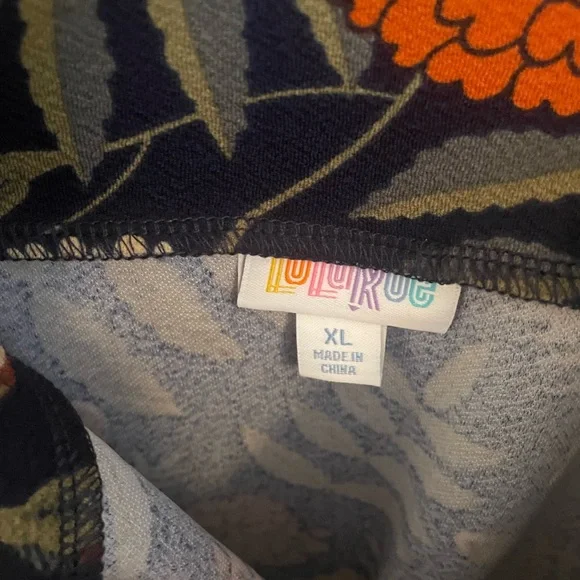 NWT Lularoe Cassie Pencil Skirt - Picture 4 of 6